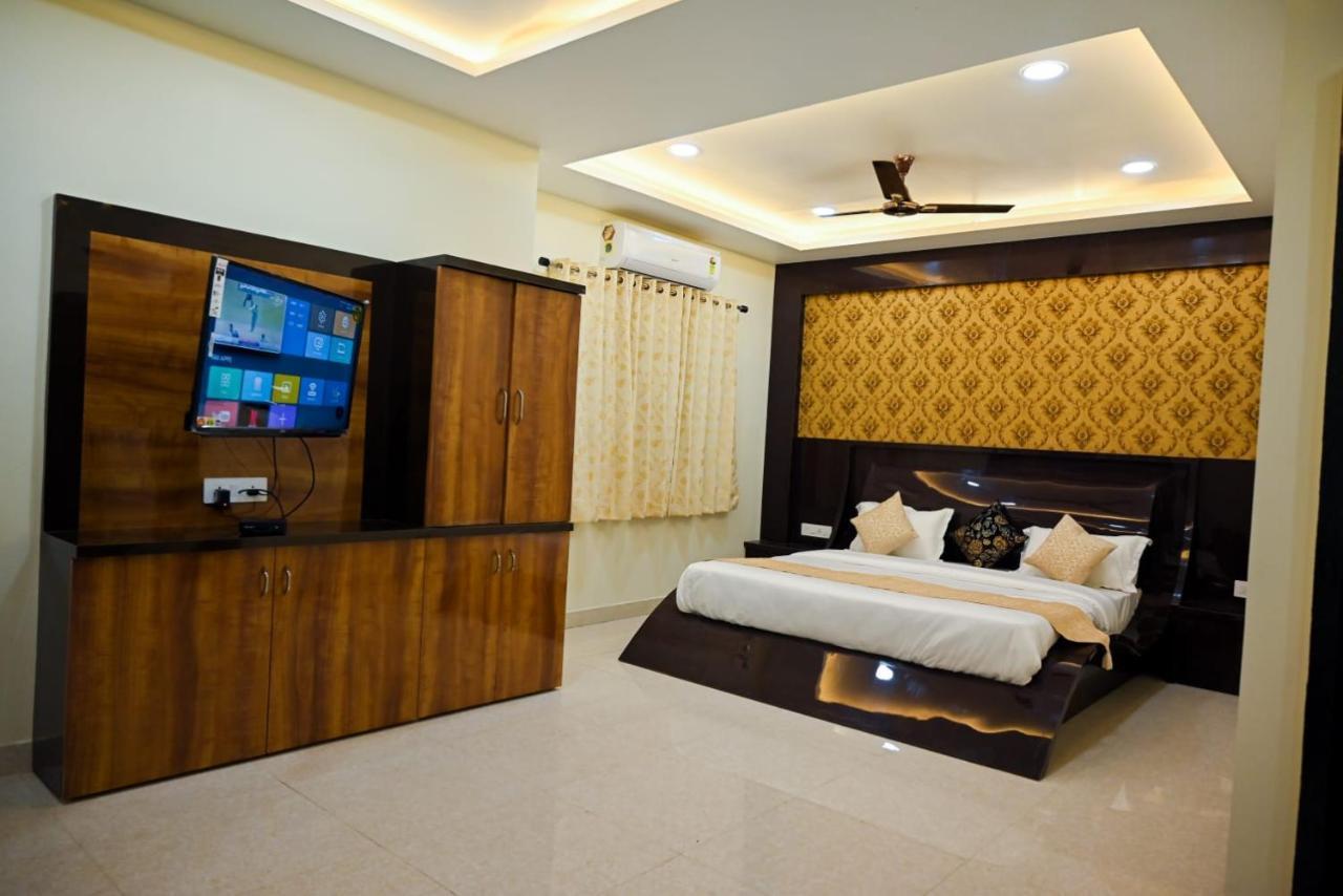 Hotel Golden Bliss โบปาล ภายนอก รูปภาพ