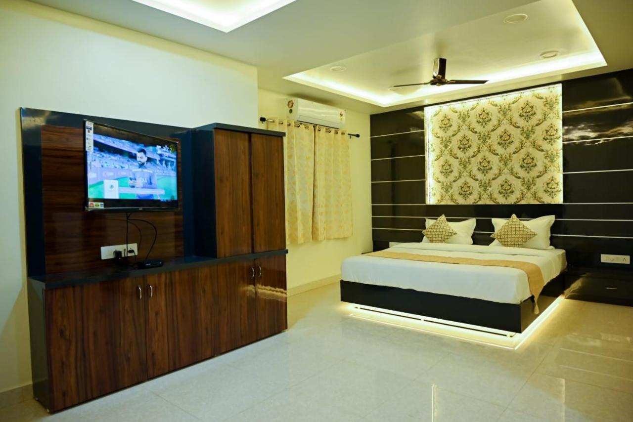 Hotel Golden Bliss โบปาล ภายนอก รูปภาพ
