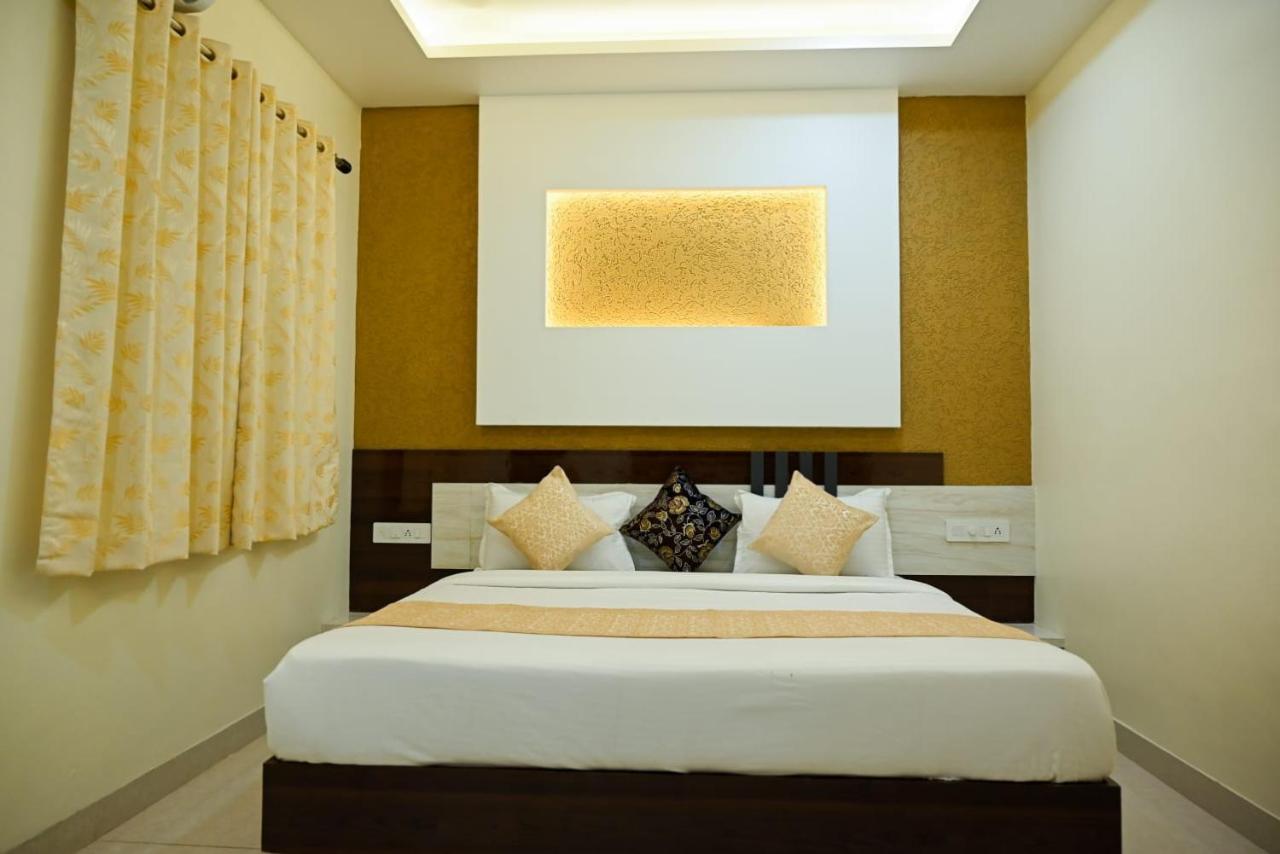Hotel Golden Bliss โบปาล ภายนอก รูปภาพ