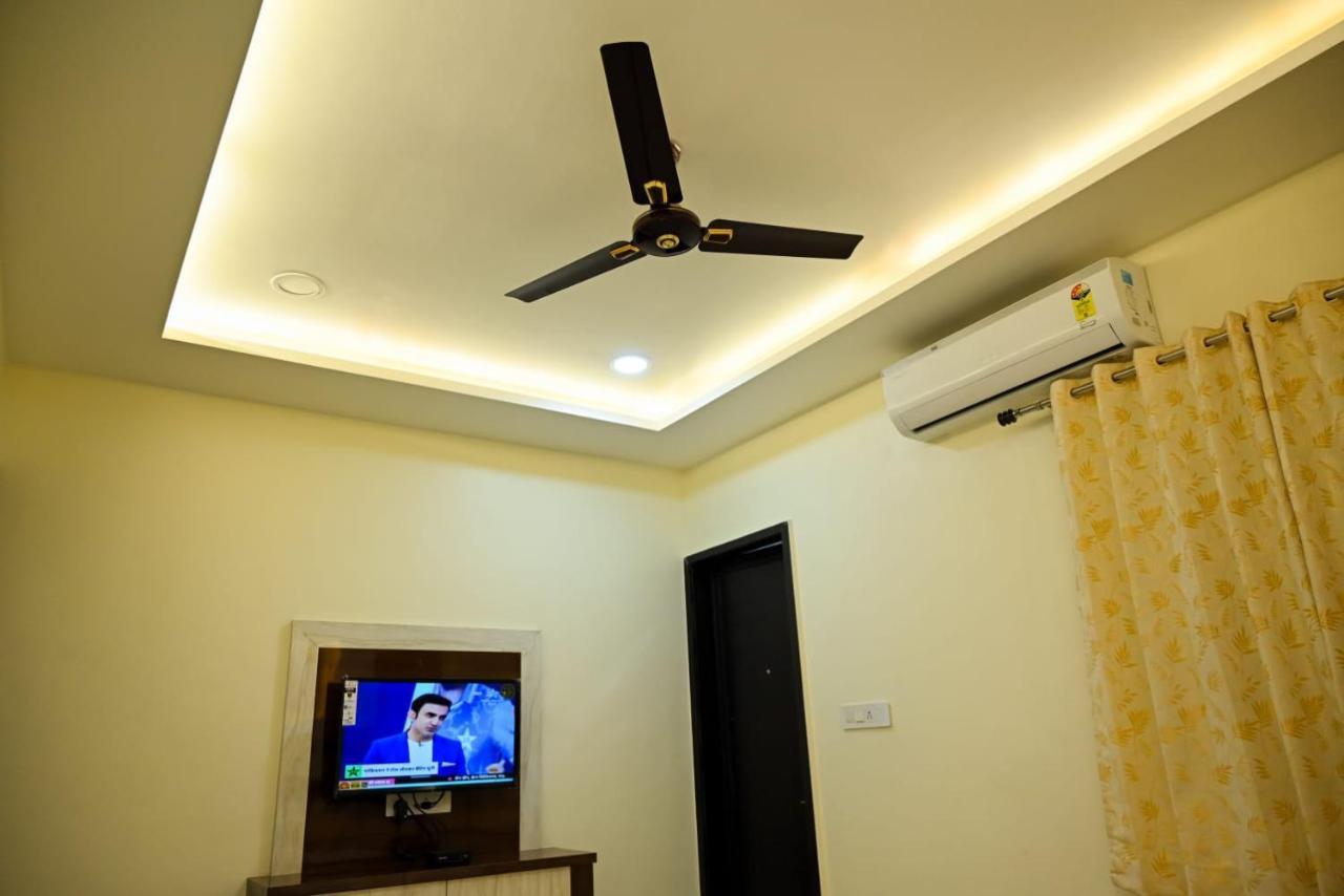 Hotel Golden Bliss โบปาล ภายนอก รูปภาพ