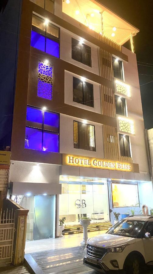 Hotel Golden Bliss โบปาล ภายนอก รูปภาพ