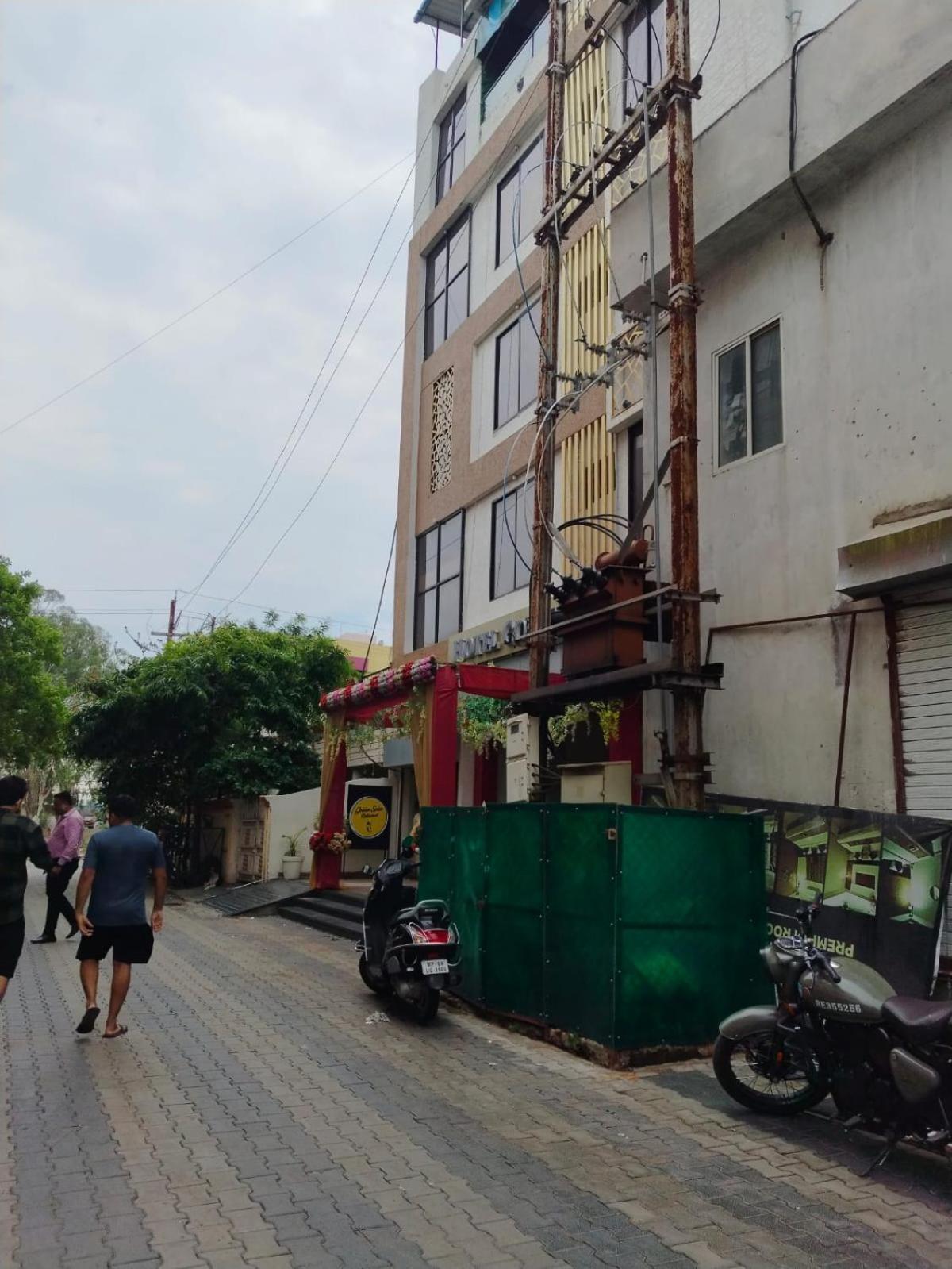 Hotel Golden Bliss โบปาล ภายนอก รูปภาพ
